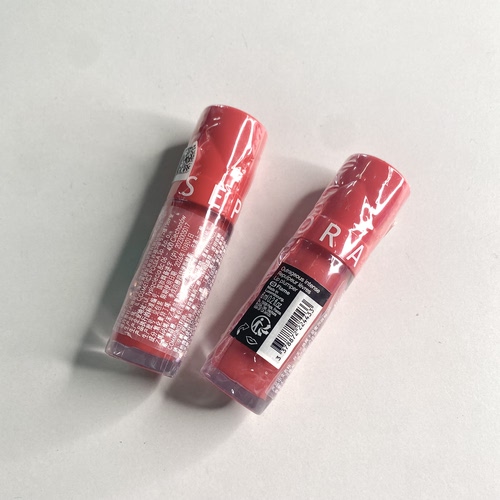▲大真白白 亏清丝芙兰·热辣唇釉03丰盈膨润辣感丰唇素颜西瓜红