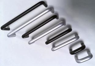 圆形直径8MM拉手,把手孔距32 64 96 128 1U 2U 3U 4U机箱拉手