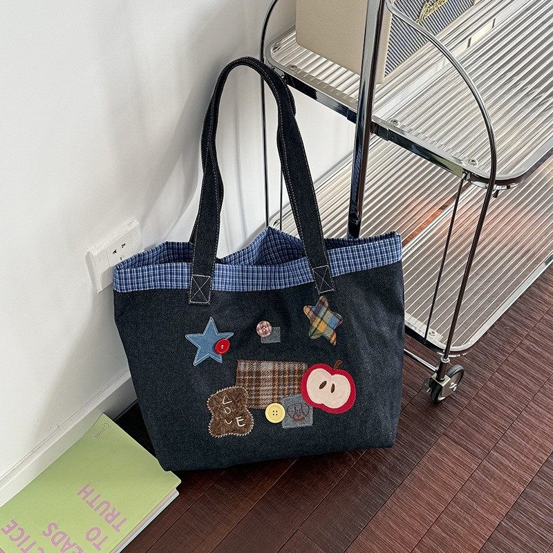 新款蓝色苹果刺绣拼接托特包单肩手提复古通勤包牛仔大容量购物女,箱包皮具/热销女包/男包,托特包,淘宝优惠券,粉丝福利购,淘宝优惠卷