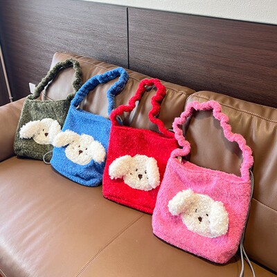 毛绒单肩包可爱百搭学院风通勤女