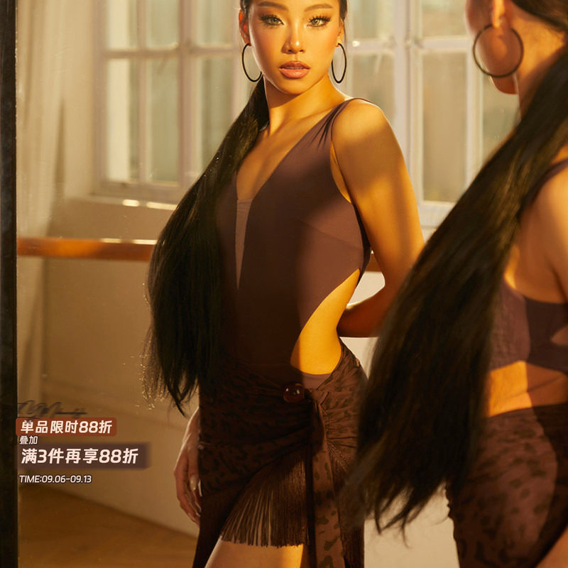 ZYM【Good 豹ning】半裙不规则拉丁舞练功服女假围裹设计26027图片