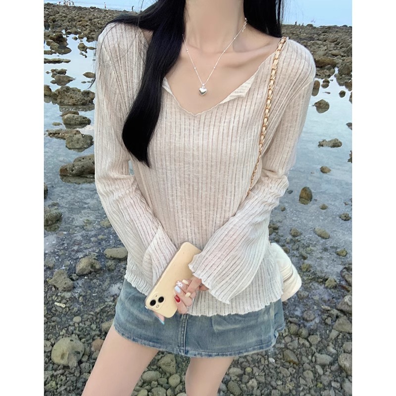 夏季微透V领木耳边宽松防晒罩衫冰丝薄款夏季长袖T恤女慵懒感上衣
