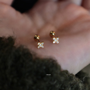 mini小花螺纹耳钉s925纯银锆石螺丝拧扣小巧精致睡觉不用摘耳骨钉