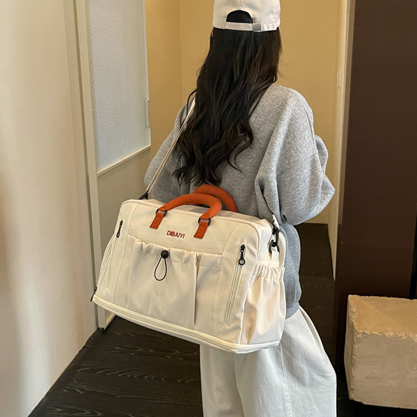 女款可扩容大容量轻便登机旅行包
