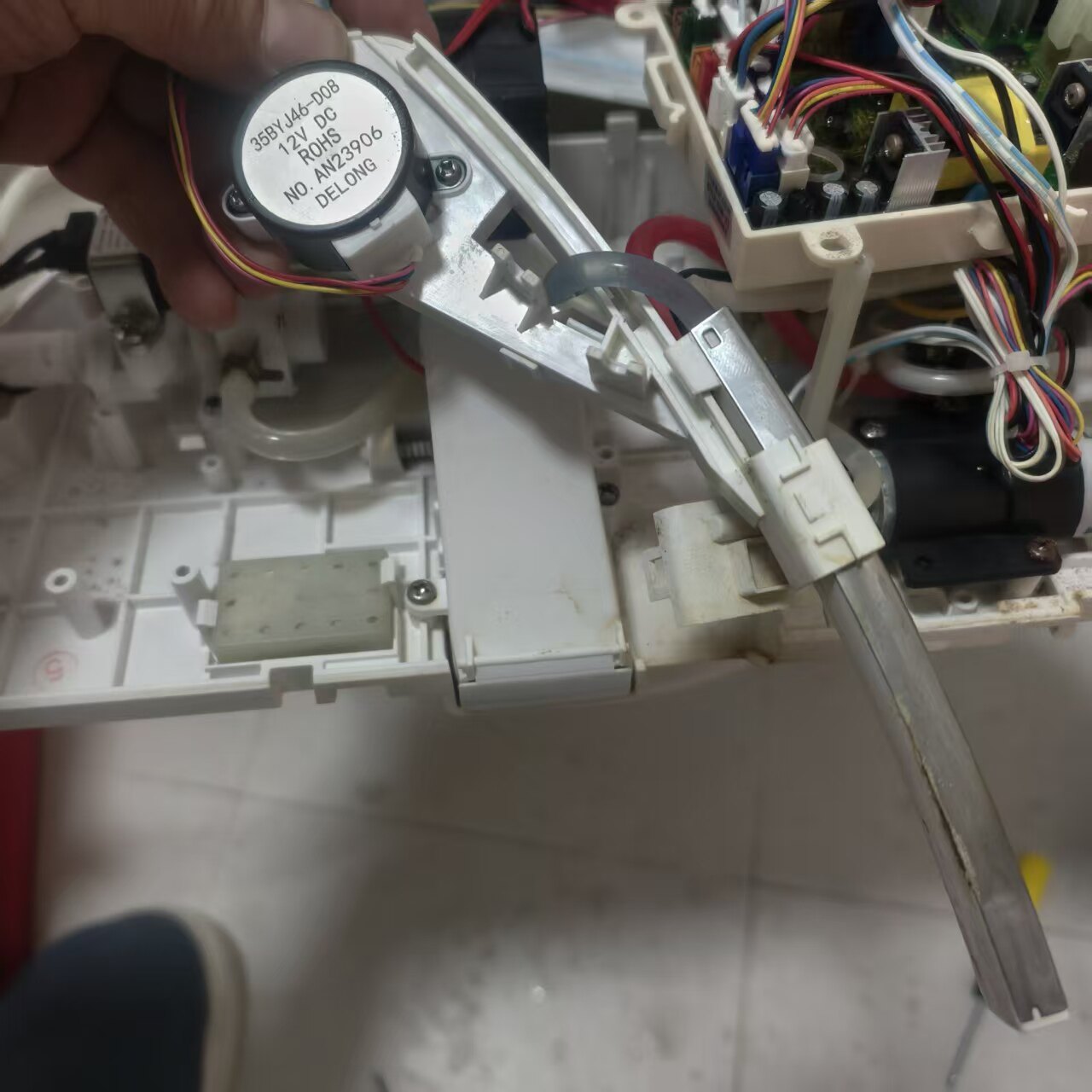 DELONG智能马桶电子清洗喷枪 喷杆喷嘴自洁清洗器 伸缩杆DP10