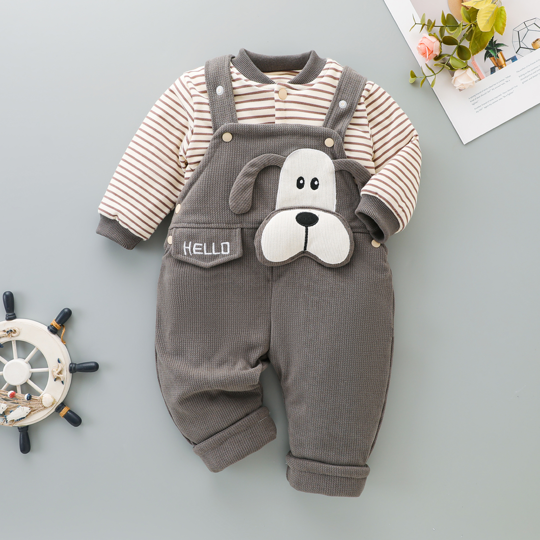 宝宝两件套背带裤套装秋冬季保暖加棉分体洋气婴幼儿冬装外出衣服