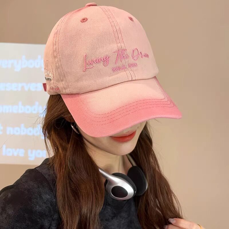 美式渐变色字母棒球帽女2025新款大帽檐加大加深鸭舌帽显脸小帽子