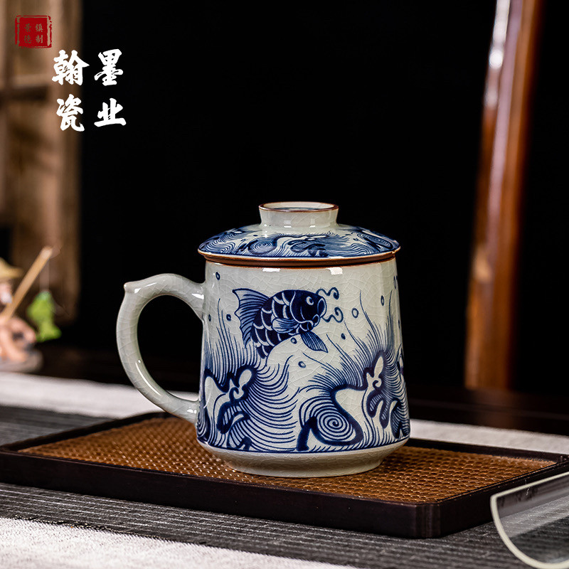 景德镇陶瓷老陶泥青花鱼化龙办公杯带盖过滤茶水分离杯家用泡茶杯