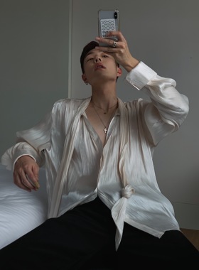 weave studio 黄星同款 质感设计重磅面料褶皱飘带设计米色衬衫