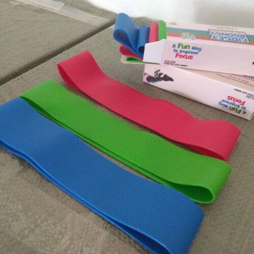 大规格宽长环保橡皮圈盒装捆绑儿童椅子脚踏红黄蓝色返场活动包邮