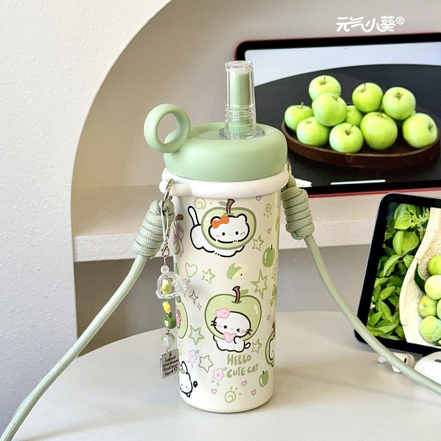 青苹果吸管水杯保温杯大容量2025新款女生高颜值背带斜挎学生杯子,餐饮具,保冷/保温杯,淘宝优惠券,粉丝福利购,淘宝优惠卷