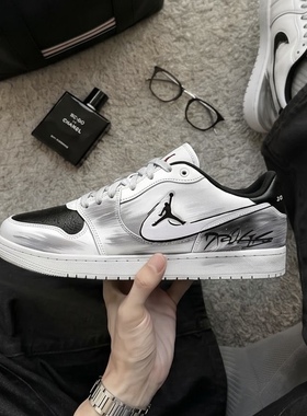 定制球鞋 Jordan COURT CONNECT 学院风耐磨轻便低帮板鞋男款黑白