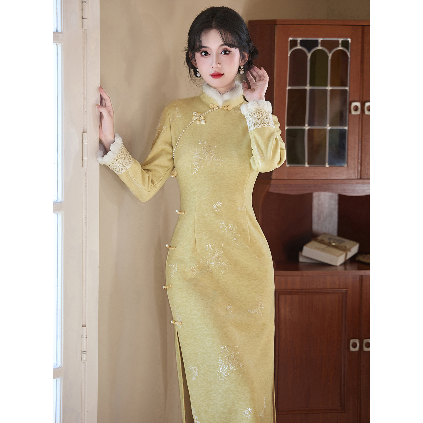 黄色旗袍秋冬季加绒加厚高端气质