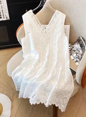 200斤大码设计感重工拼接蕾丝背心裙女装夏季叠穿内搭白色连衣裙