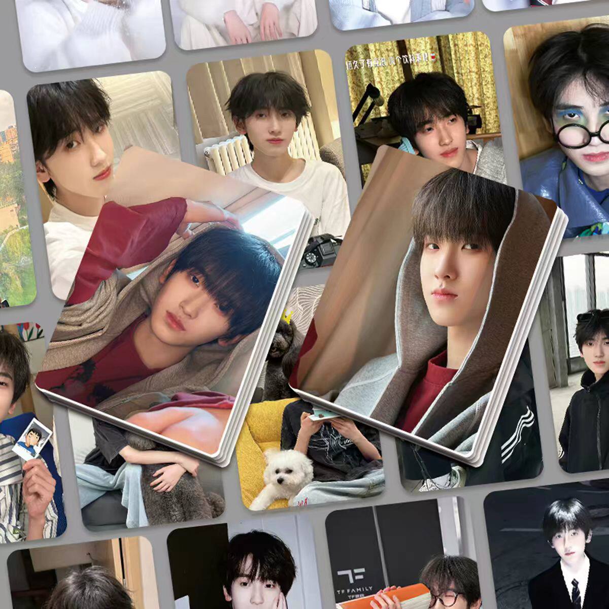 左奇函TF家族四代LOMO小卡55张
