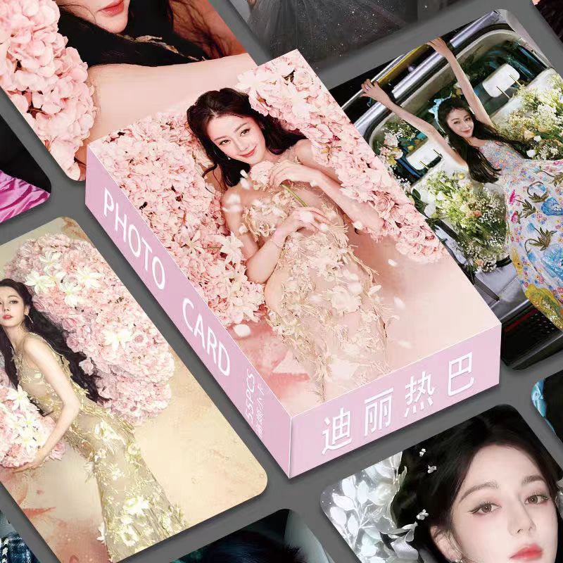 迪丽热巴高颜小卡盒装周边