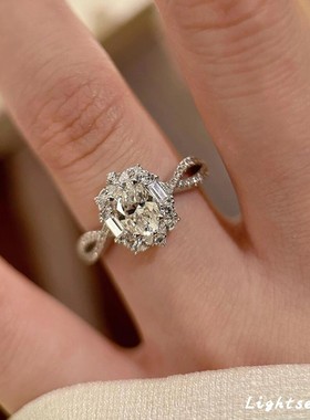 J22钻戒爆闪鸽子蛋雪花钻戒指女高级感轻奢夸张精致可调节食指戒