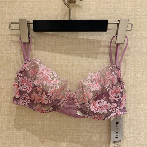 LC13PP1爱慕高端LACLOVER兰卡文挚爱WHITE刺绣蕾丝超薄杯文胸2180