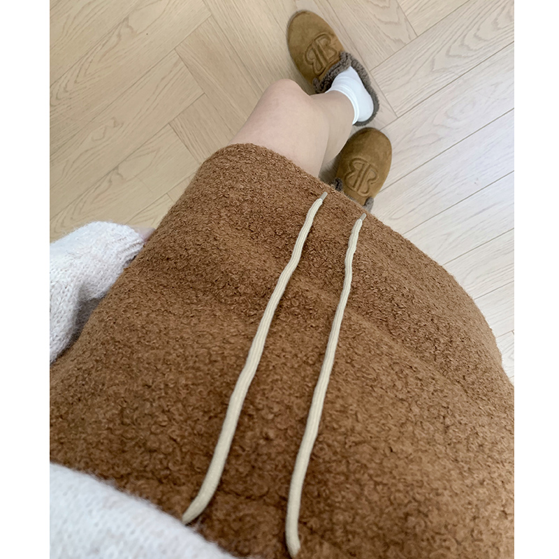 黑色毛呢半身裙女春秋2025新款