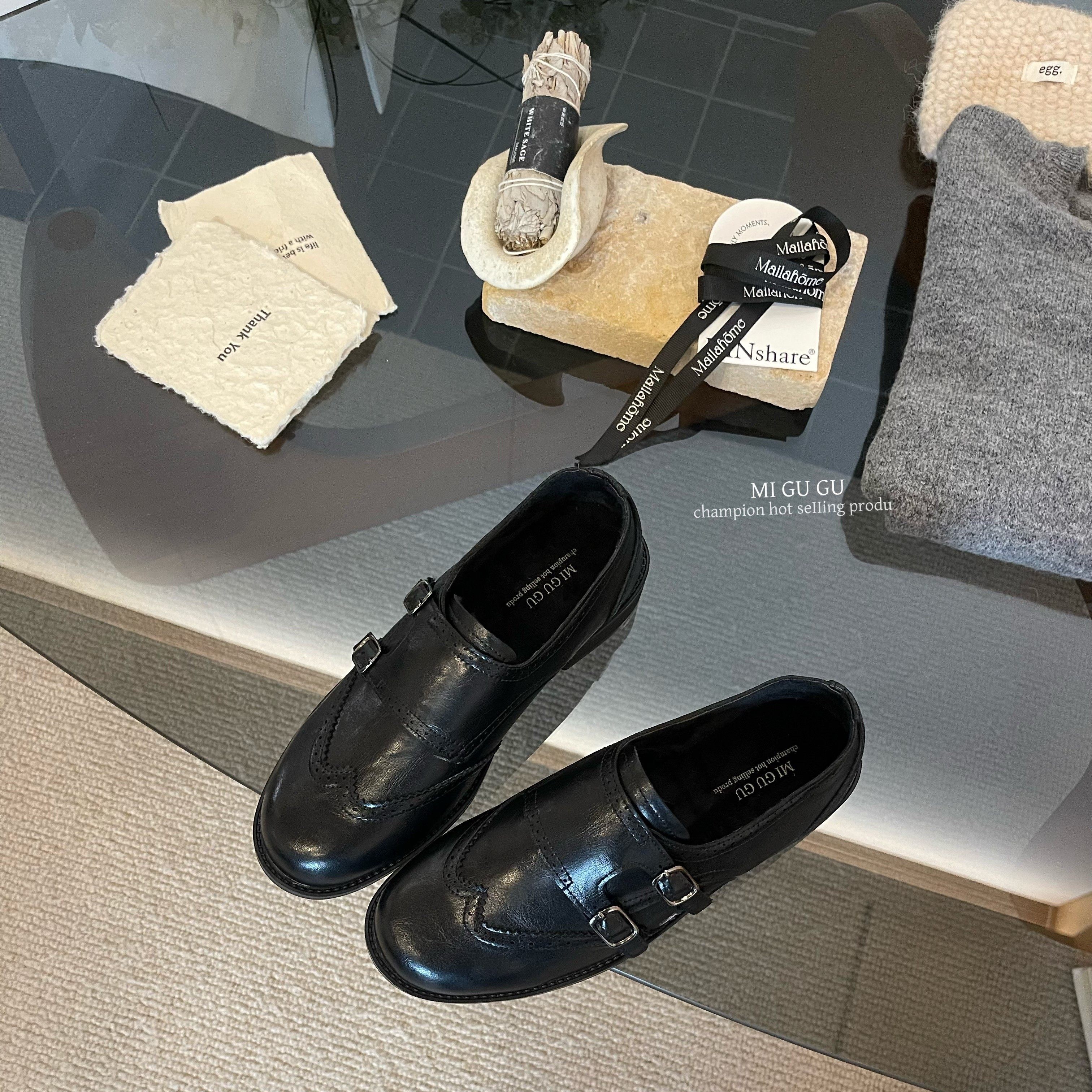 复古英伦风布洛克乐福鞋