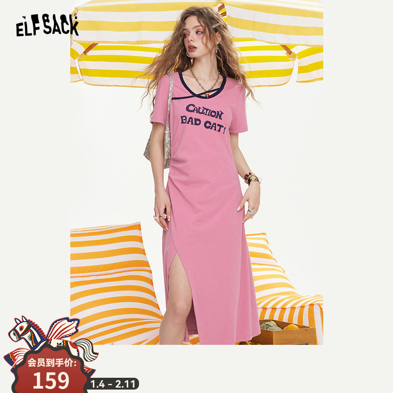 妖精的口袋字母印花收腰抽褶连衣裙女2025夏季新款开叉休闲t恤裙