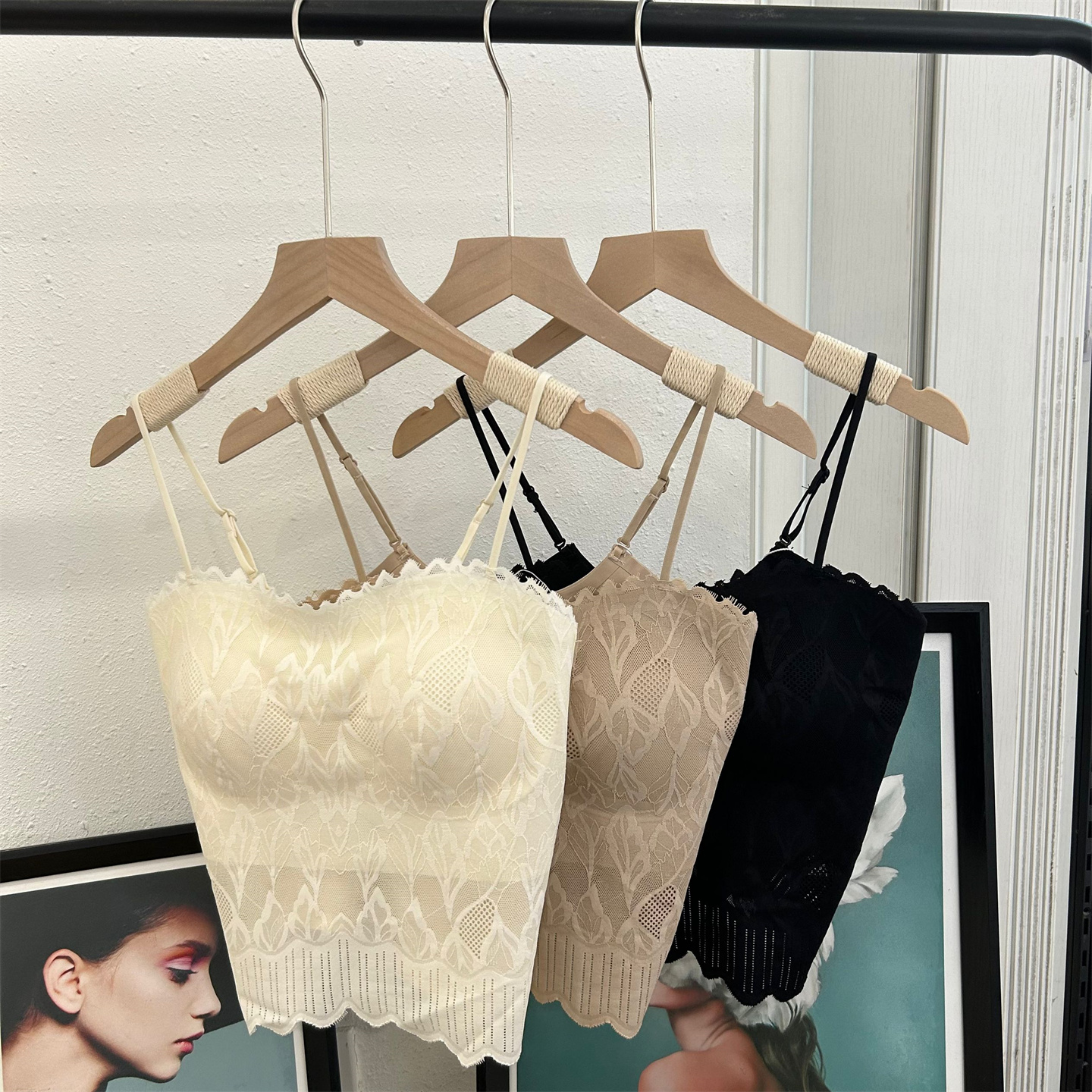 性感女性蕾丝乳胶固定背心吊带