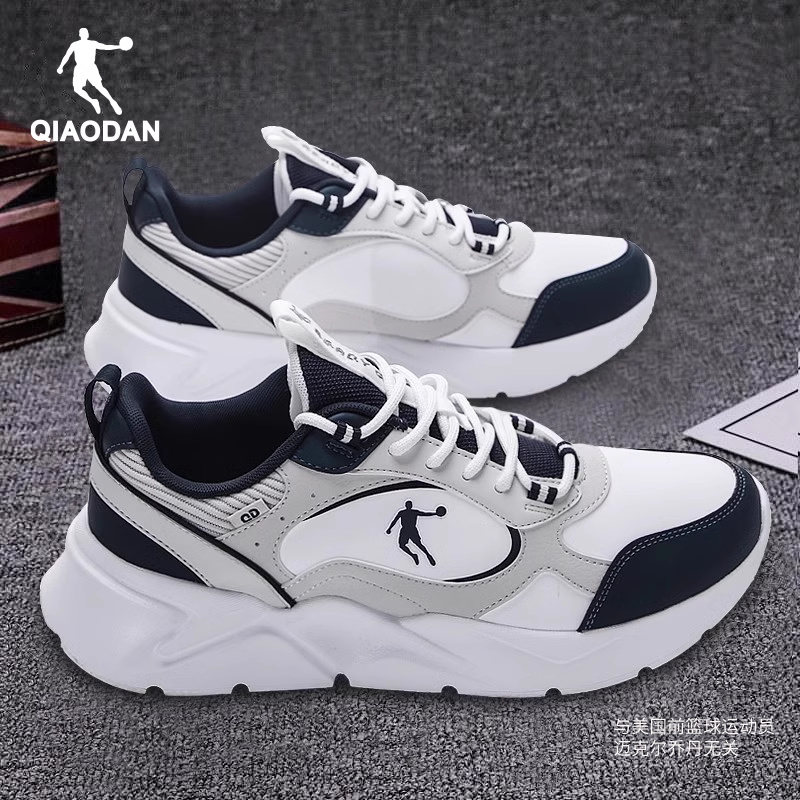 乔丹秋季新款皮面防水透气男鞋