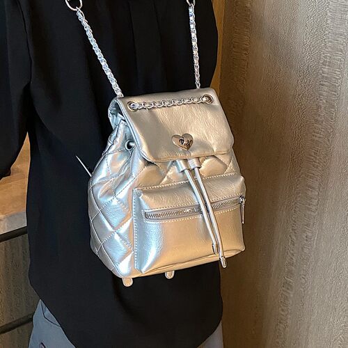 爱心锁扣链条双肩背包女