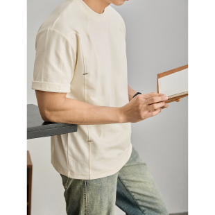 解构切割设计短袖 饰微阔圆领体恤衫 T恤上衣男士 金属小装 夏季 LUUD