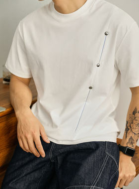 LUUD 解构分割线设计T恤金属太阳花铆钉撞色上衣休闲冰感面短袖男