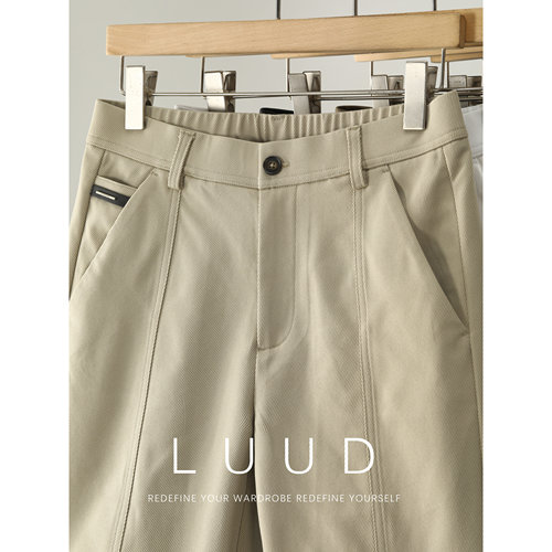 LUUD 侧边贴标装饰立体裁剪斜纹肌理直筒短裤男夏通勤风休闲中裤