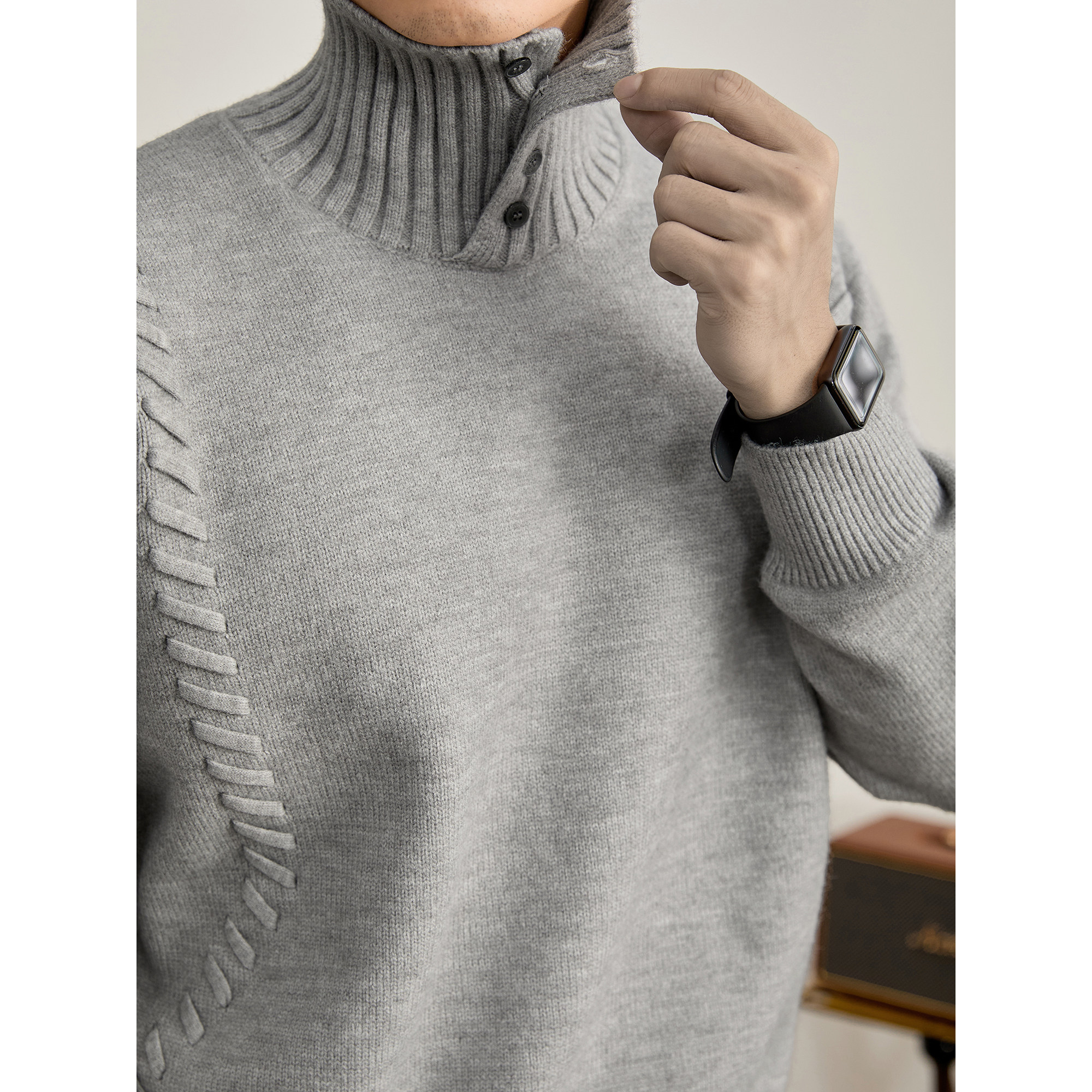 LUUD 复古氛围感可调节纽扣高领针织衫挑孔编织纹理长袖毛衣男冬