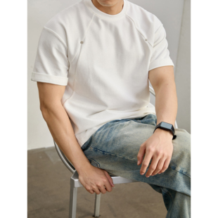 男夏季 饰圆领短袖 纯色设计感休闲上衣T恤 切割解构设计铆钉装 LUUD