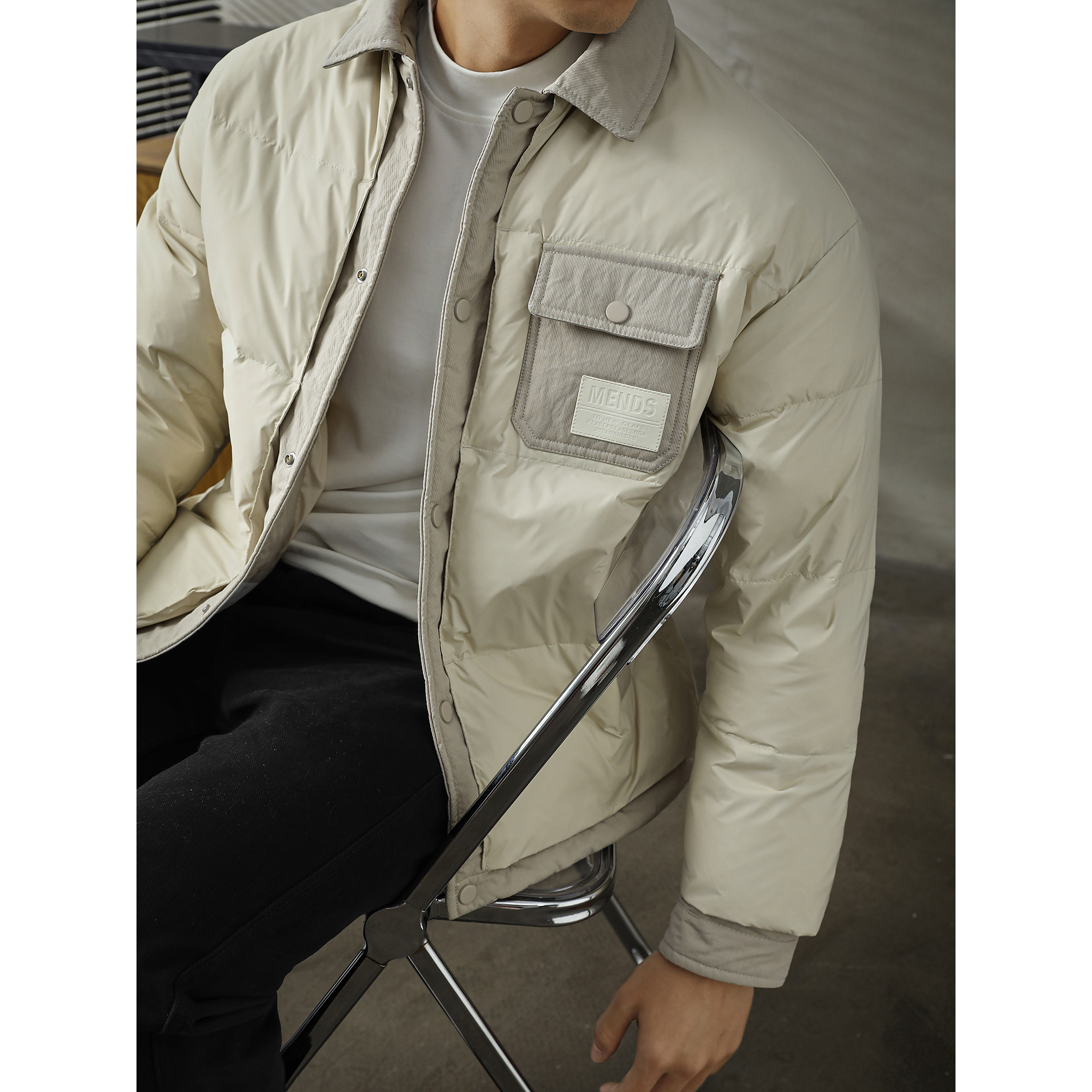 LUUD 时髦感拼接翻领轻便户外工装保暖羽绒服男士帅气假两件外套