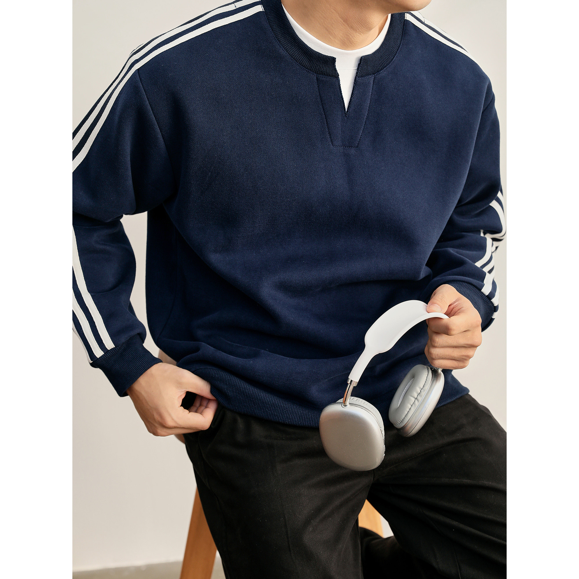 LUUD 时尚运动风假两件切割V领卫衣重磅420g撞色三条杠长袖T恤男,男装,卫衣,淘宝优惠券,粉丝福利购,淘宝优惠卷