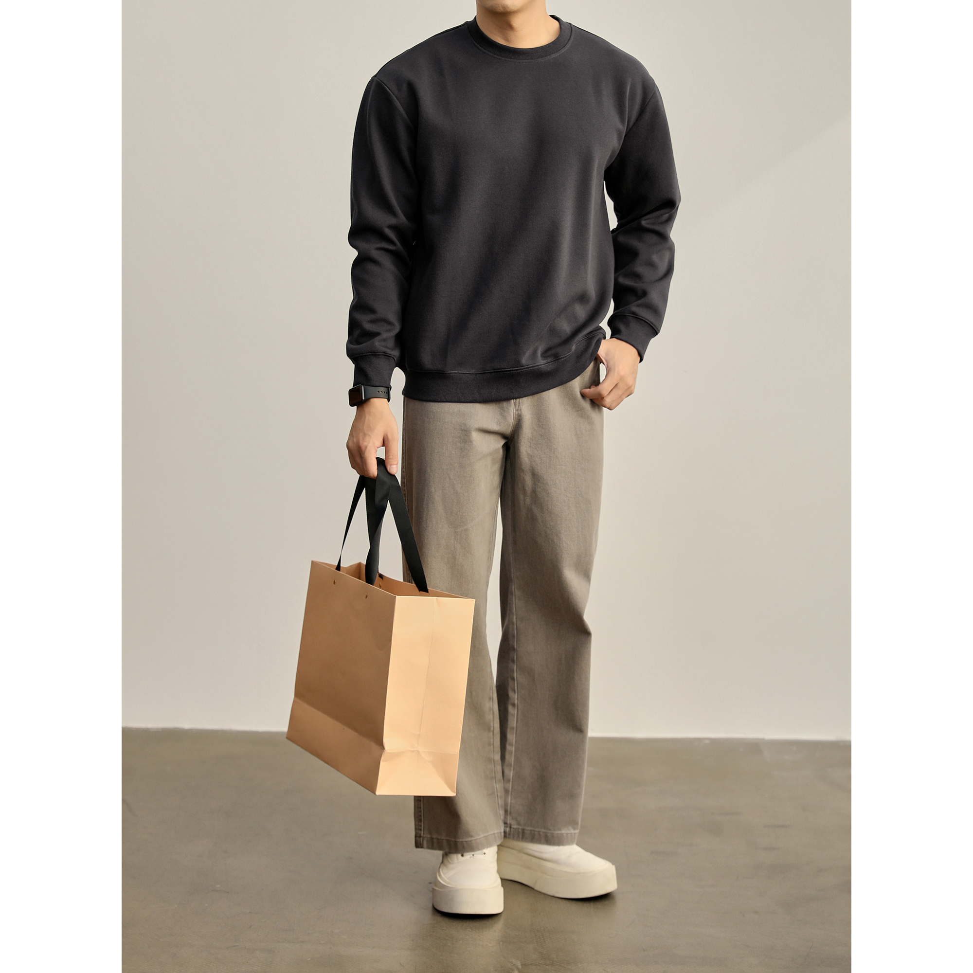 LUUD 高级感深灰色圆领长袖秋季轻奢休闲落肩卫衣打底衫长袖男士