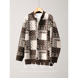 LUUD 传统民族风提花毛衣外套男 撞色几何图案800g万花绒针织开衫