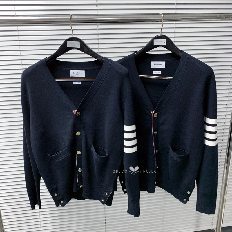 TB打字机条纹船锚金扣毛衣开衫