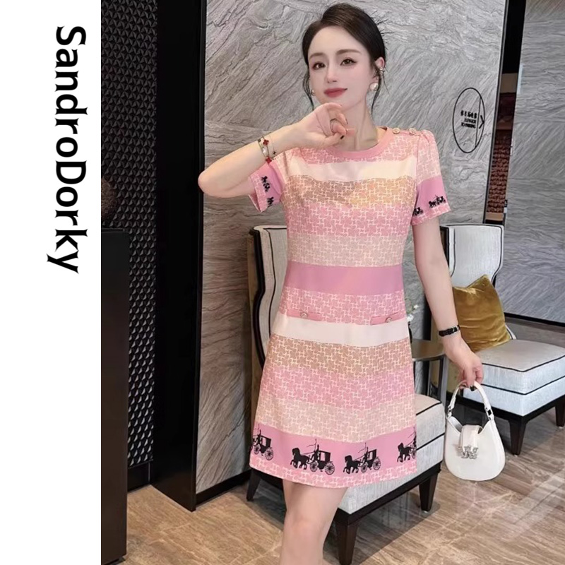 女装时尚马车印花扣子连衣裙