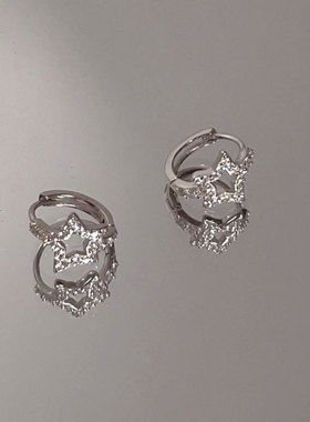 S925纯银镶钻镂空星星耳扣女童轻奢闪亮锆石五角星耳环女养耳洞