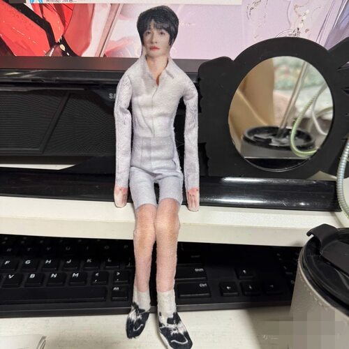 刘宇凡老鼠干抽象创意玩偶有铁丝