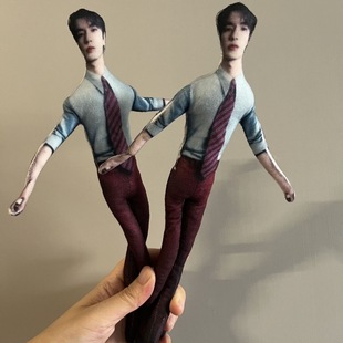 张凌赫抽象老鼠干玩偶四肢分离有骨架可摆凹陷造型送朋友生日礼物