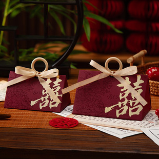 喜糖盒子高级感2026新款结婚糖盒中式婚礼订婚喜糖包装盒子伴手礼