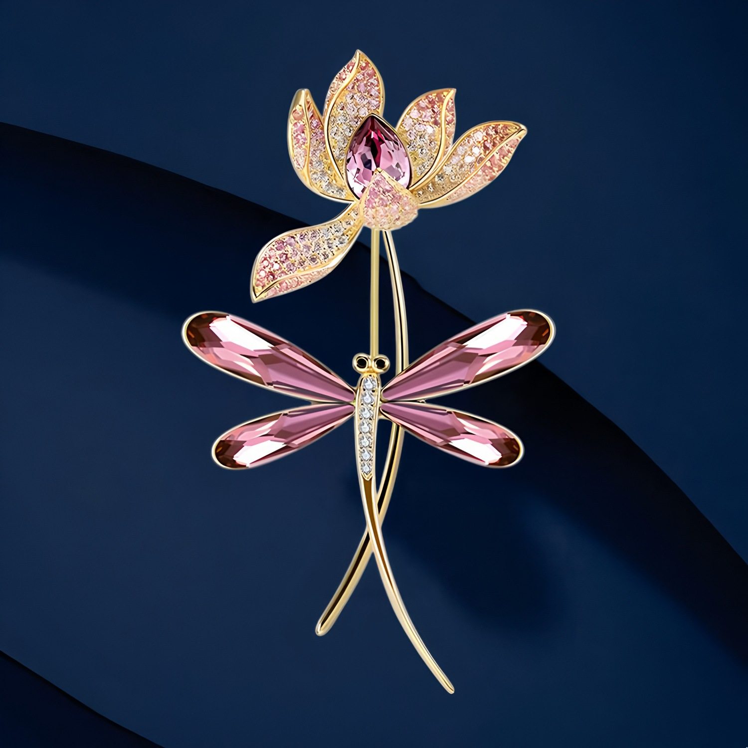 蜻蜓莲花水晶胸针高档女奢华气质感胸花精致防走光别针配饰品,饰品/流行首饰/时尚饰品新,胸针,淘宝优惠券,粉丝福利购,淘宝优惠卷