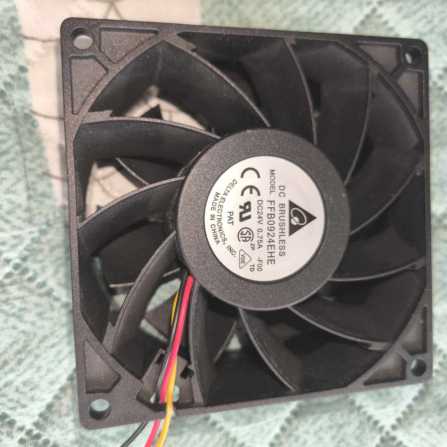 全新 原装 台达 FFB0924EHE 24V 0.75A议价