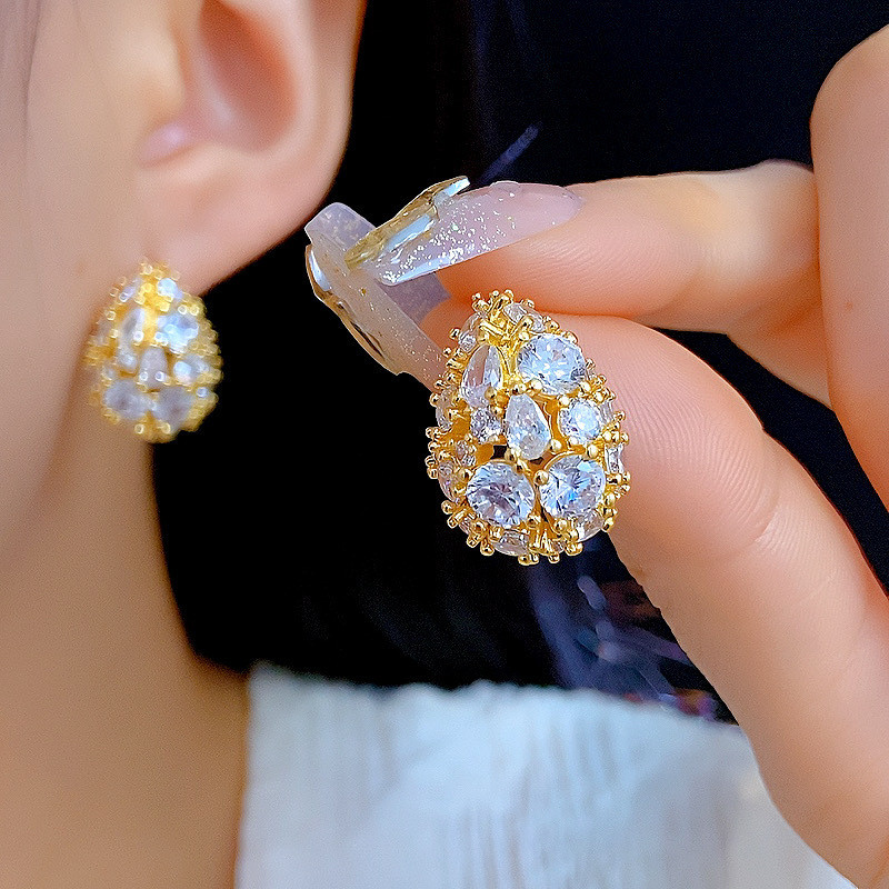 银针时尚简约锆石水滴形豆豆耳钉