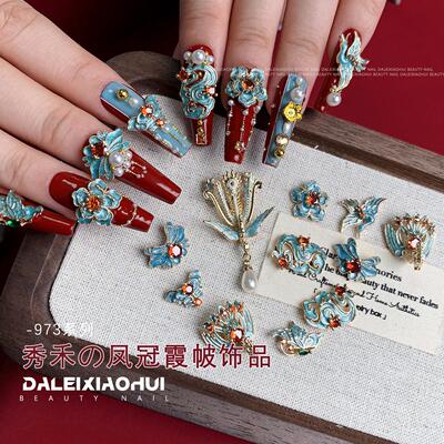 红色秀禾婚甲中式凤冠霞帔饰品