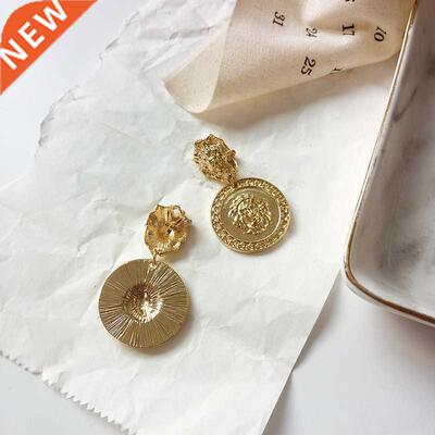 Cool Alloy Lion Totem Clip On Earrings Non Pierced for Wome
