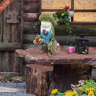 Unique Gardener Frog Statue Desktop Resin Planter Patio