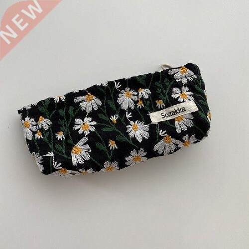 Artistic Embroidery Bellis Perennis Pencil Case INS
